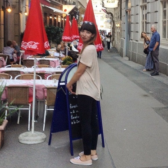 Meet your Posher, Hannah - Picture 1 of 1